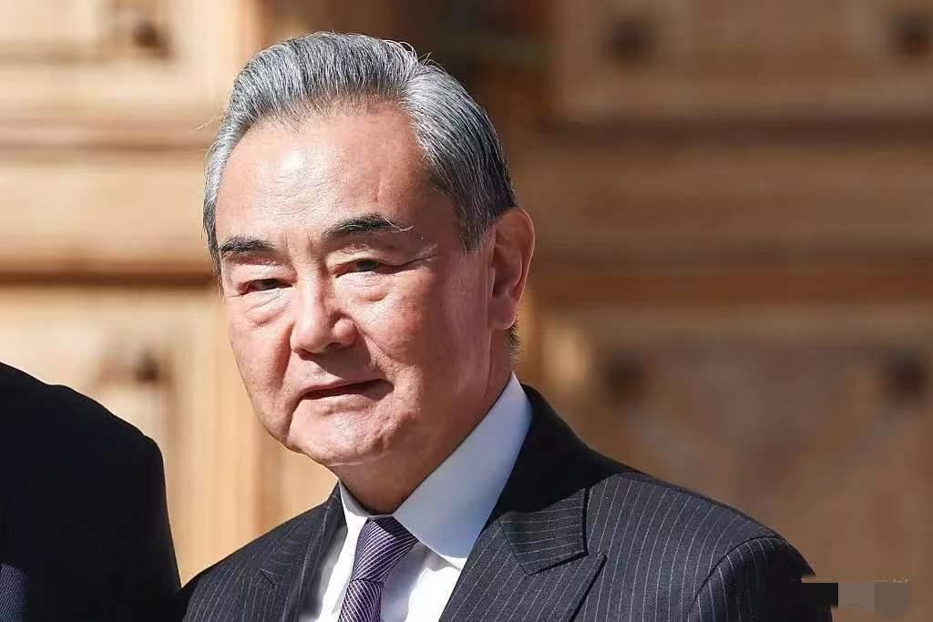 巴拿马公开喊话中国
当地时间5月26日，巴拿马外长直接官宣，他确认将于本周二在纽