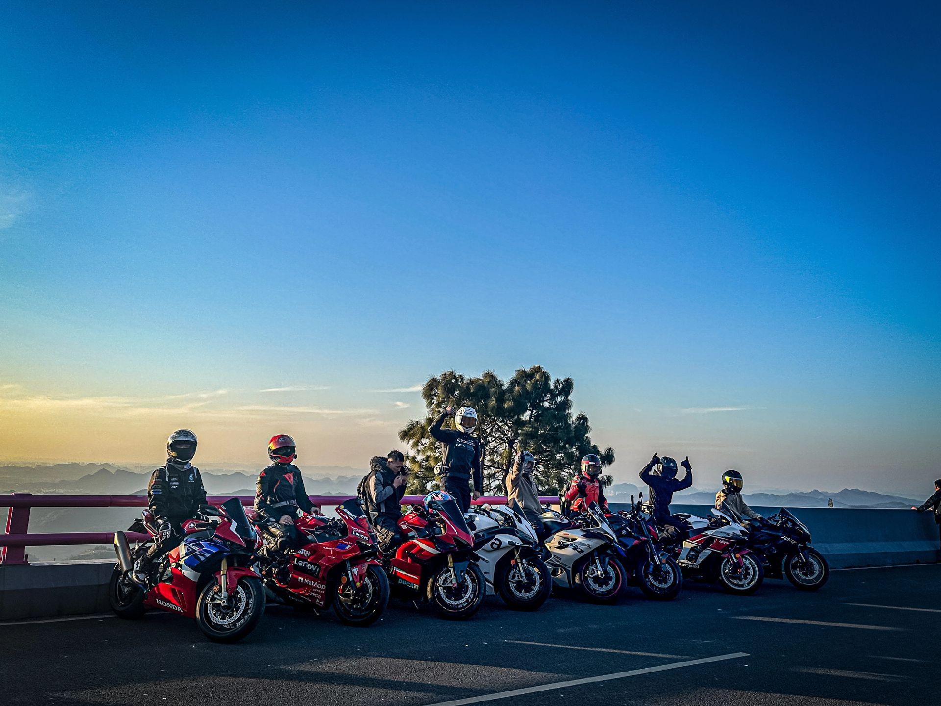 ACE 第一小梯队川崎zx10r