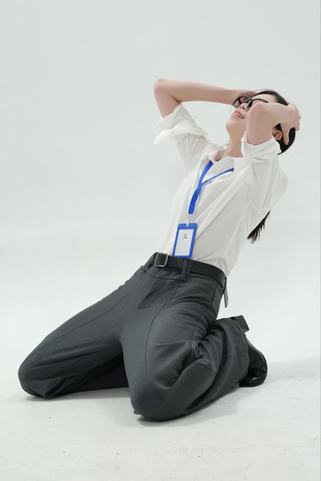 成人向姿势参考[捂嘴哭] ​​​