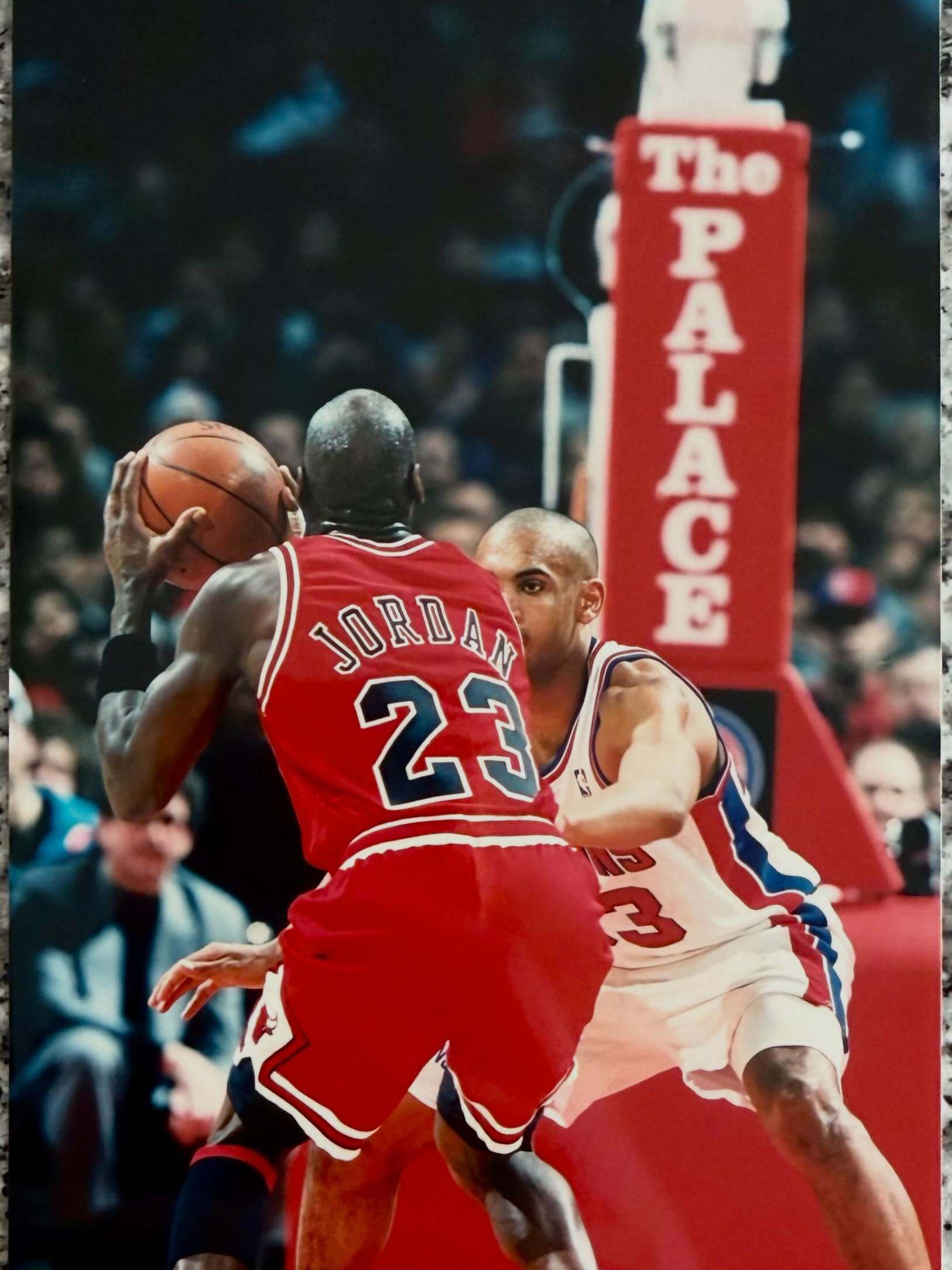 Michael Jordan V Grant Hill 