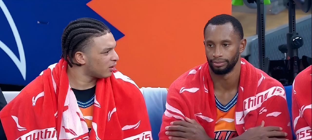 连胜浙江、江苏，上海男篮渐入佳境，但这四点依然是硬伤！
上海男篮84:68轻取江