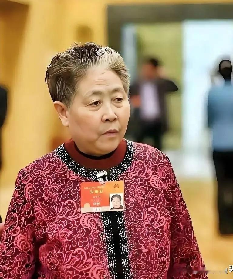 不得不说，陶华碧这“账”算得，真是让现在的MBA精英们看不懂。

当年她穷得连个