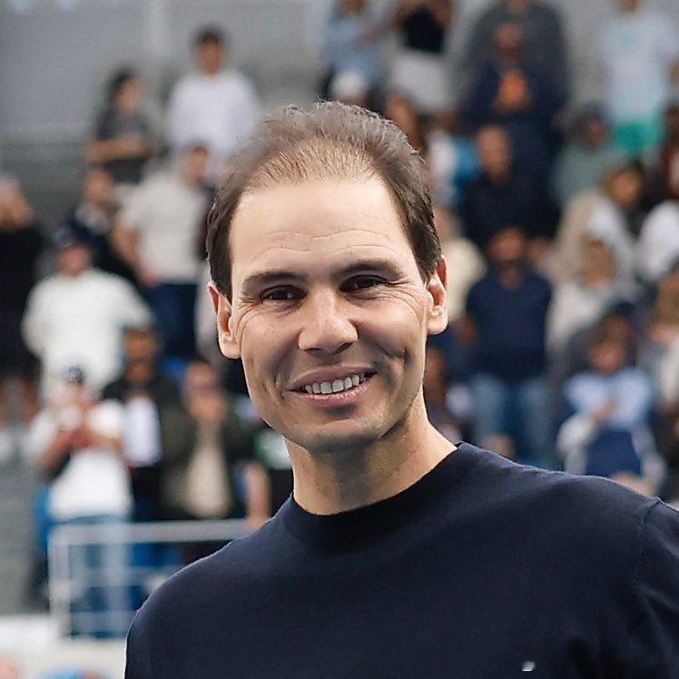 他们之间只相差一岁😳梅西c罗