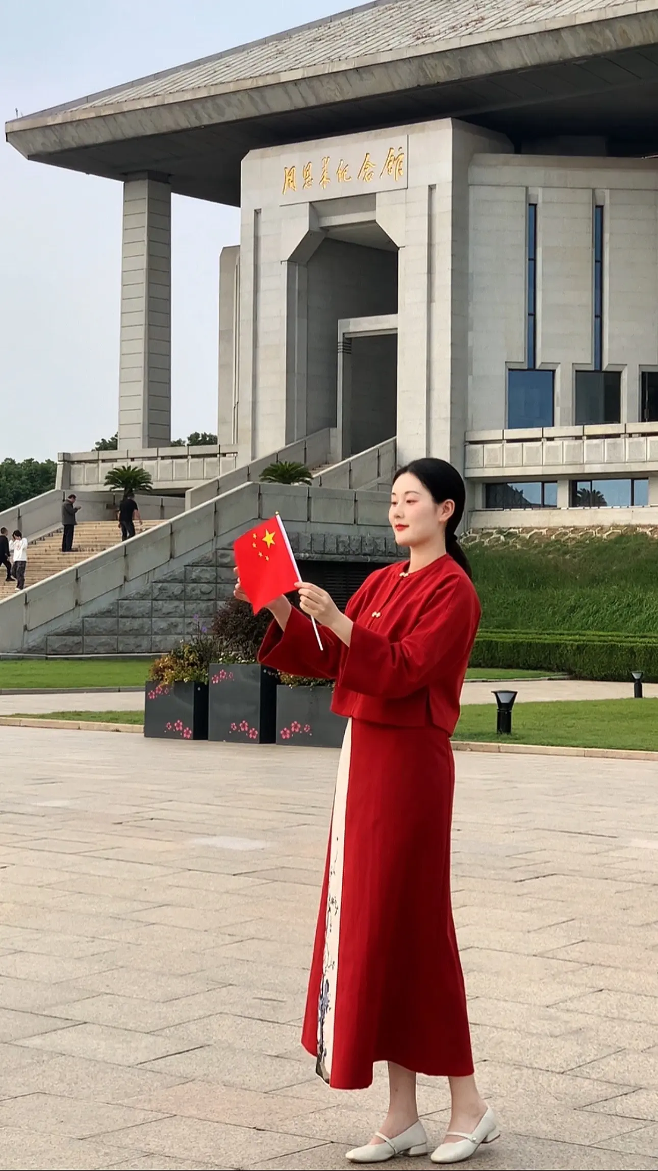 恰逢这盛世模样。