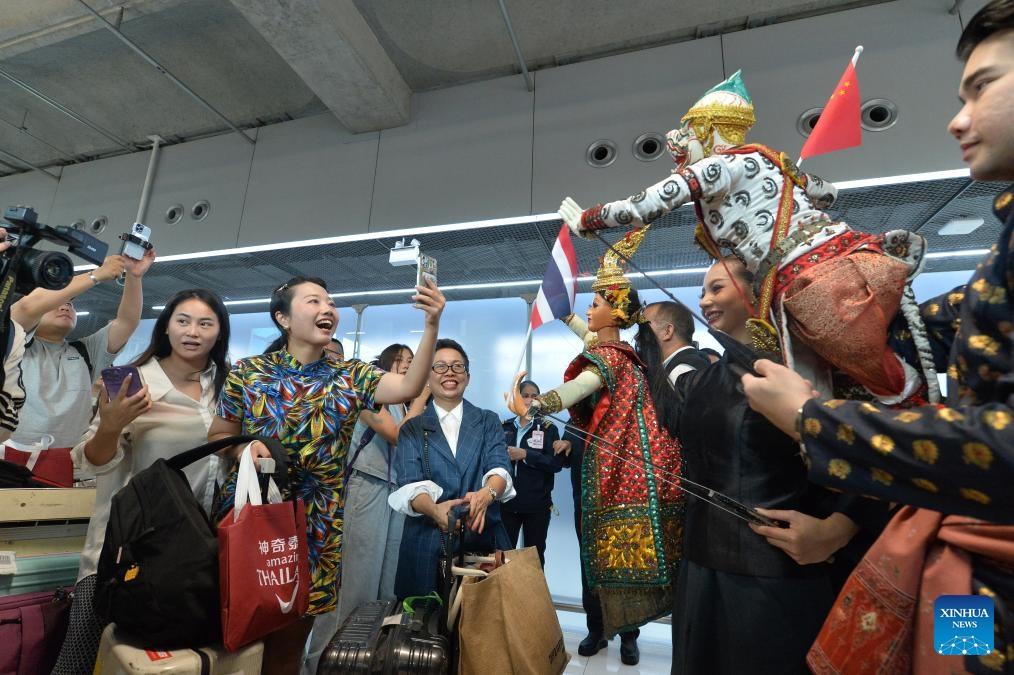 你可能没想到，从中秋到国庆，泰国旅游局估测约有25万中国游客到访泰国。
截至10
