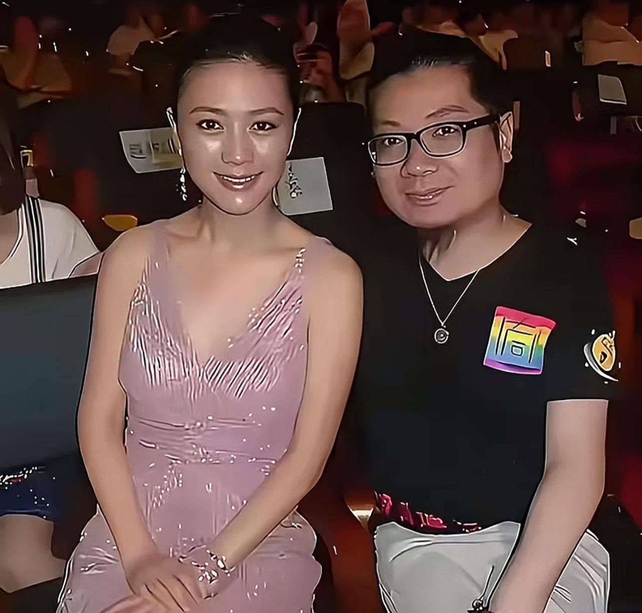 田海蓉这招高明呀，

看似对程青松很是生气，并且起诉了他，

但这也间接的证明了