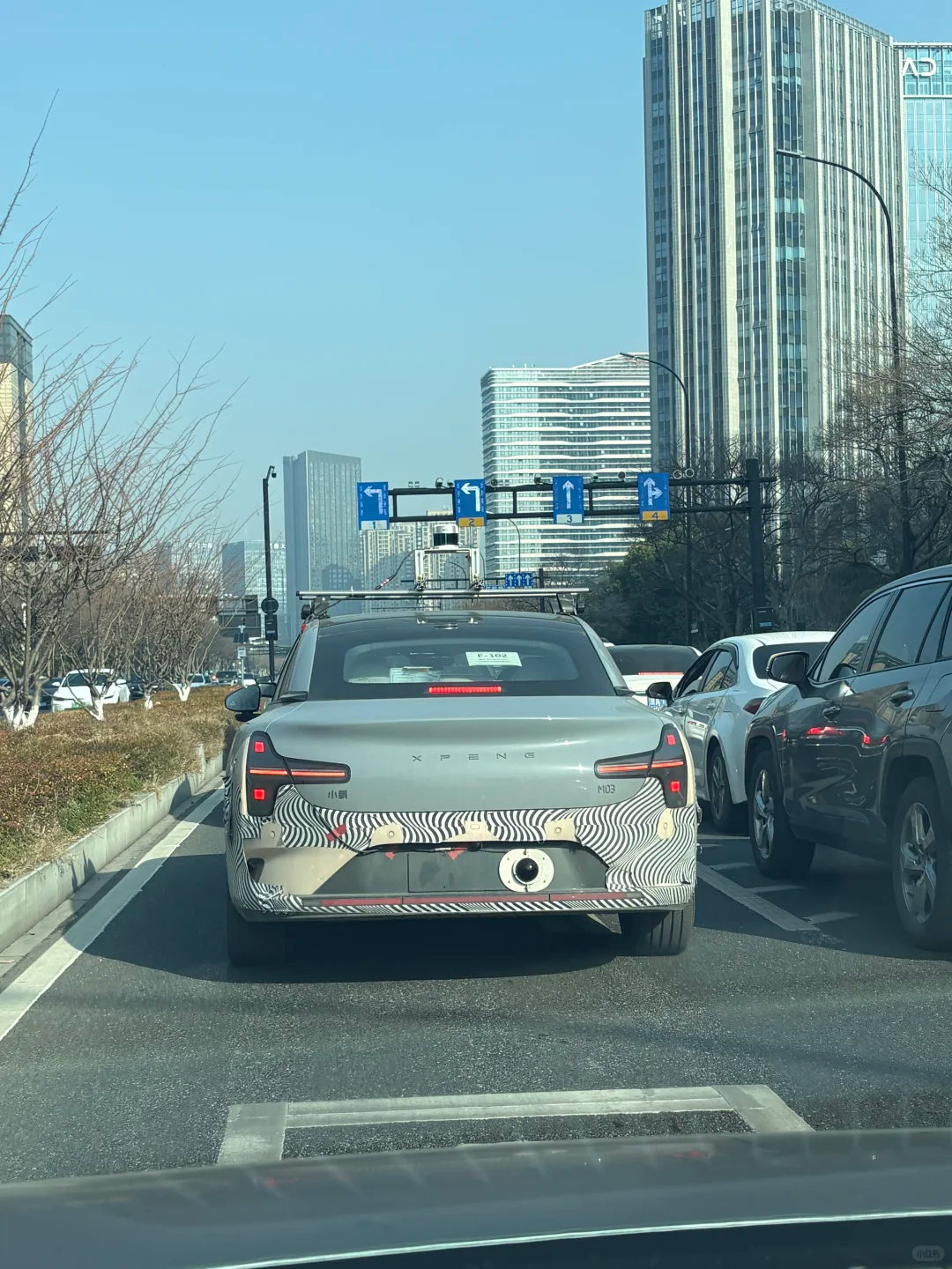 新小鹏M03的路透来了看着屁股改了据说内饰是和P7+同款了… 