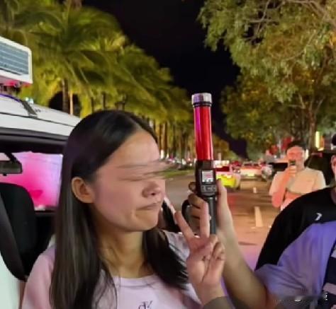 海南三亚那名女子看到自己说的那些话肠子都悔青了吧

喝酒了还开车
还撞了别人车