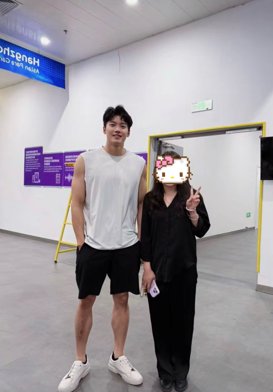 合影➕1这一身真的太好看啦 非常青春阳光汪顺 cr.天天很暴躁。✨ 
