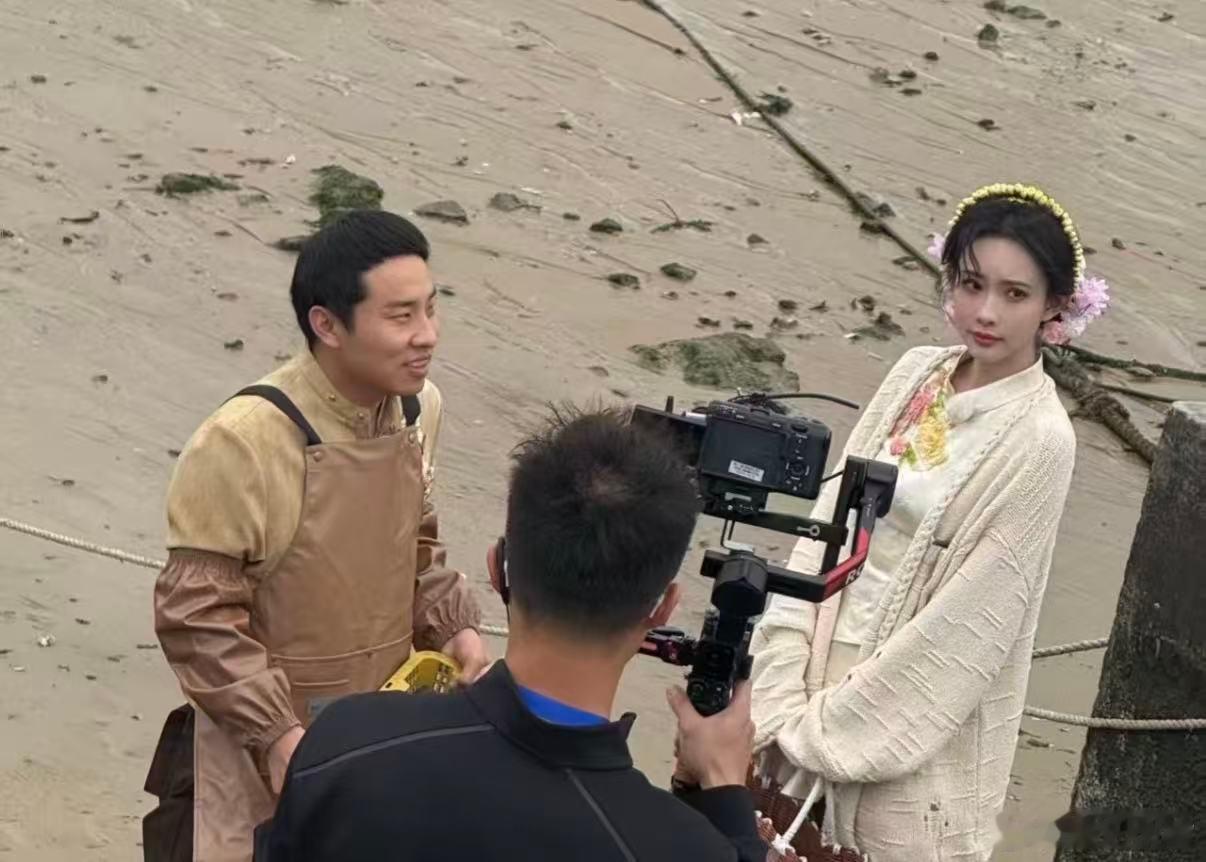 孟子义徐志胜告两人来了 颤抖吧！告两人合体就是快乐源泉，孟姐霸气引路，胜子秒变小