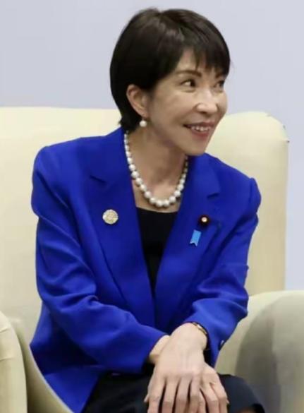 中日闹了这么多天，躲在日本背后的那条大鱼终于浮出水面了。不是别人，正是一直在幕后