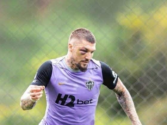 明尼路嘅利恩高繼續練波，喺前一日對高士路嘅比賽兩隊球員「開大片」群毆，最後共有2