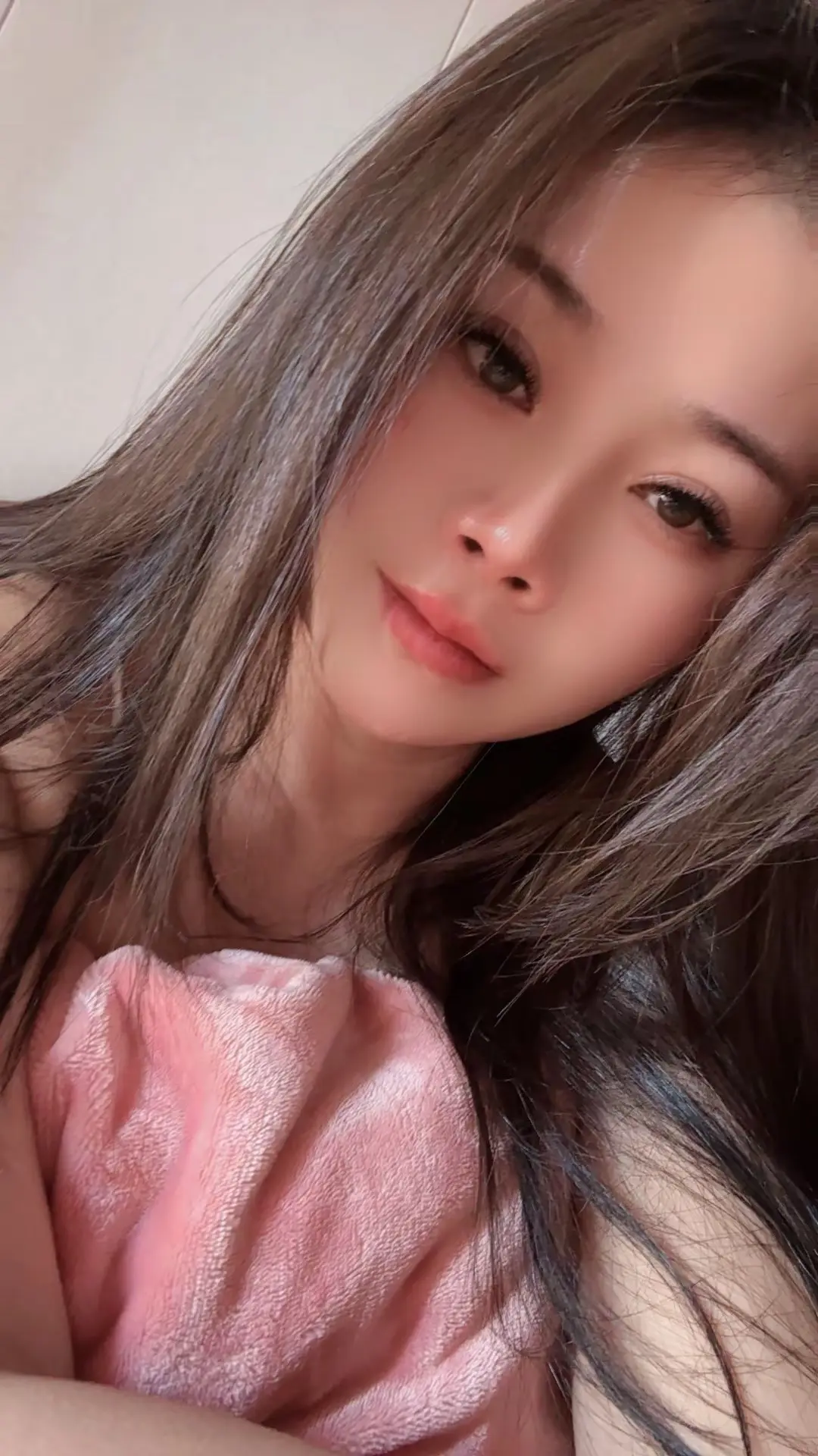 过完今天的元宵节，年也就过完了，该放的就放下吧，该忘的也就忘了吧，不要...