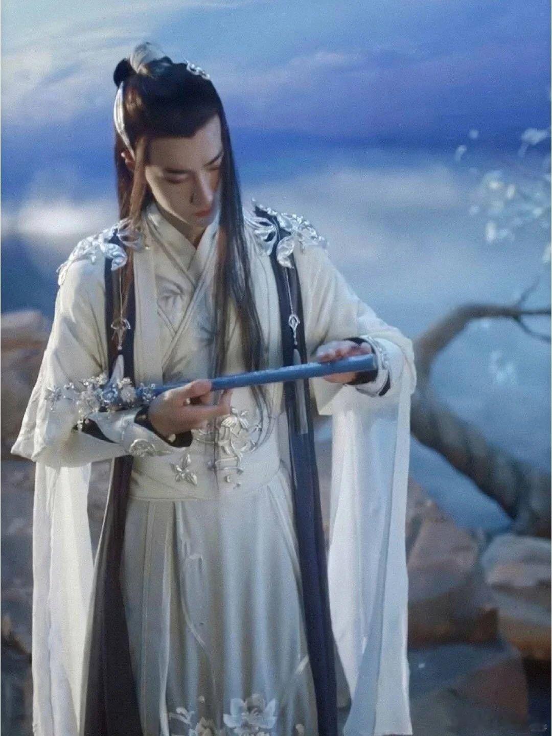 王一博武术指导来超越班了无限超越班 面试时，曾志伟问殷凯：“你这么厉害了，还来这