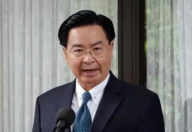近期大陆潜射战略导弹试射引发外界关注，导弹型号、发射平台与发射海域均未获官方正式