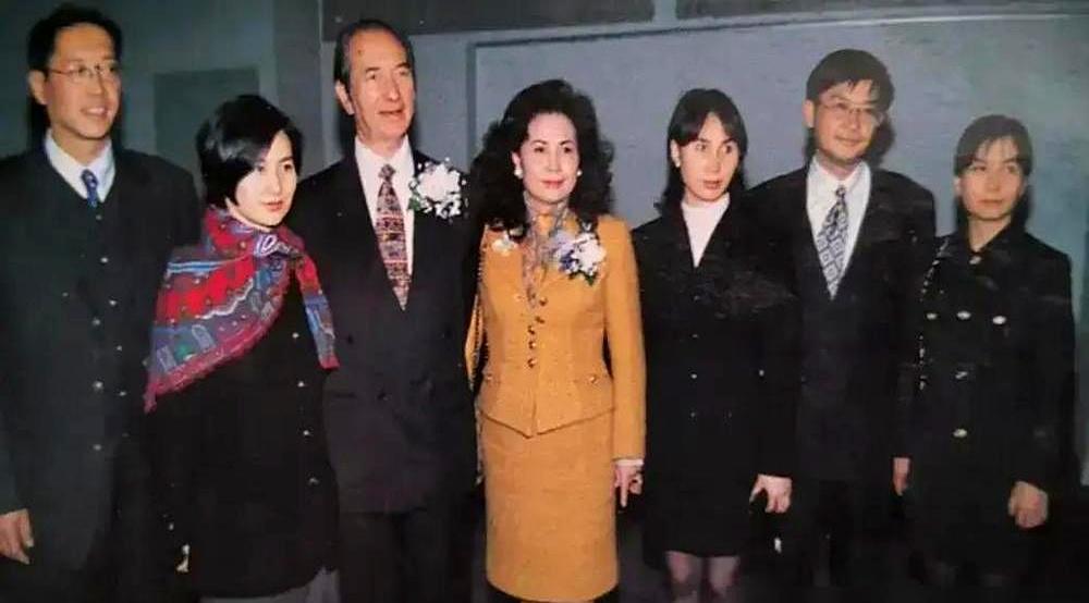 120亿遗产的豪门千金，临终前最在乎的竟然是这个？
说实话，赌王二房女儿何超蕸这