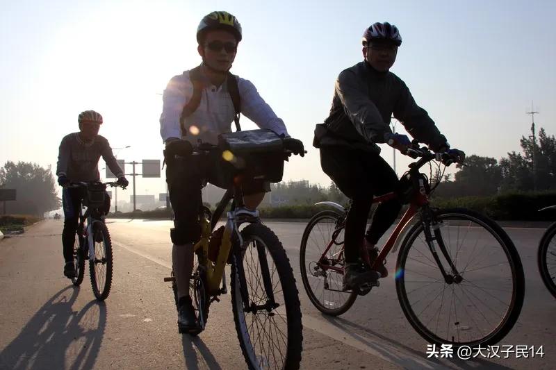 干部队伍建设，监督管理必须要跟上。流水不腐，户渠不蠹是古往今来的真理。墨守成规按