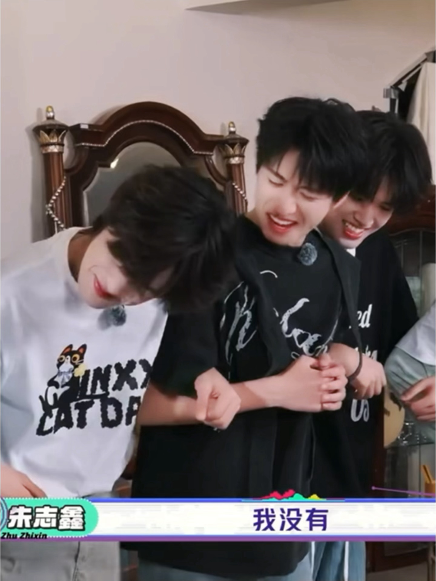 我～煤～油🥺 ​​​