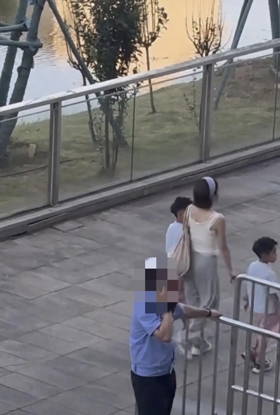 全锦赛最燃情怀局来了！
 
马龙、许昕重磅合体迎来本届全锦赛首秀，对阵严升、蔡顺