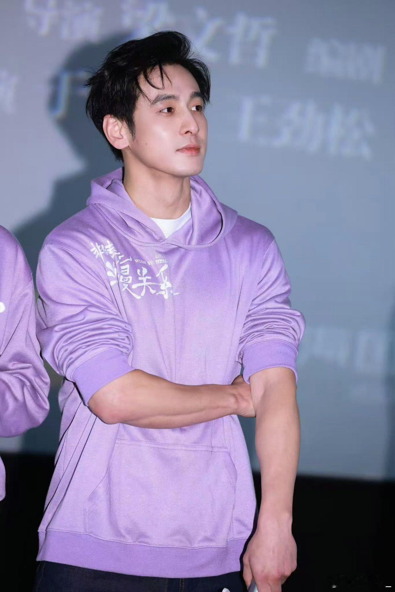 任彬闯进白开水人夫新赛道任彬新剧龚玺太贴白开水人夫了，温柔有分寸还嘴硬心软，细节