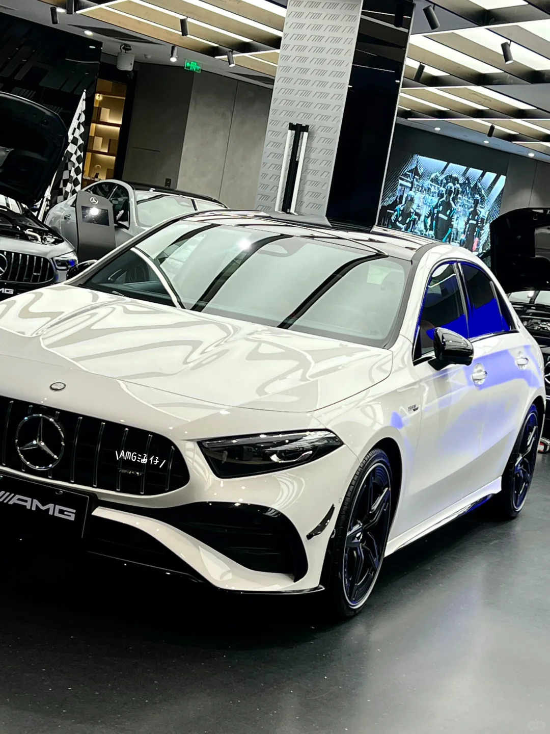 花二手价格买全新AMG A35L，裸车仅20多W