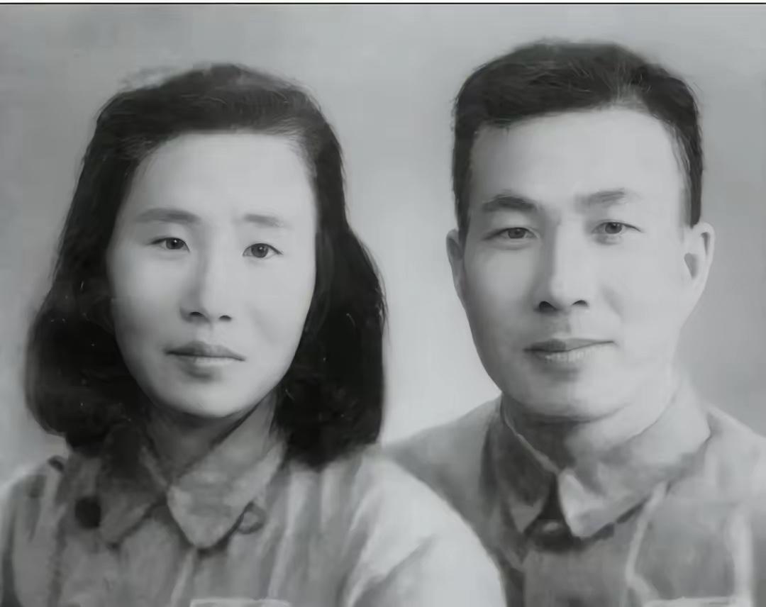 1943年，新四军团长诸葛慎被俘，没多久，日军就放了他，还让他自由活动。诸葛慎自