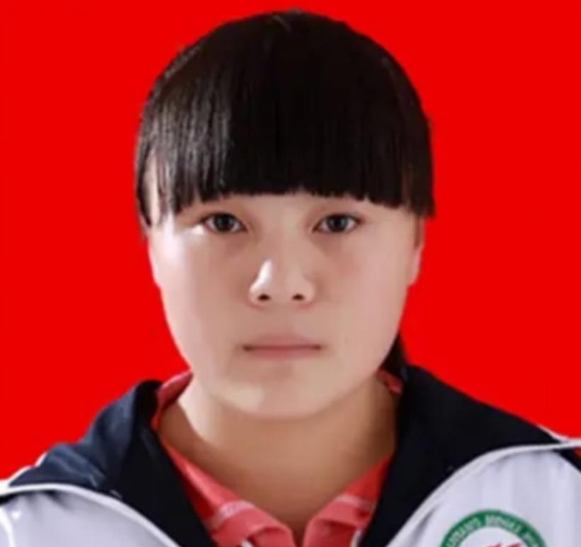 2003年,陕西一女子从破木桥摔下,造成半身瘫痪,丈夫为了还债不得不外出打工,可