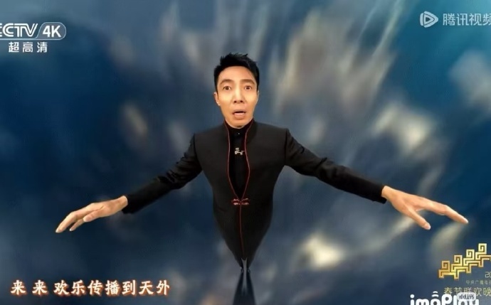 被撒贝宁尼格买提笑晕了 感觉他俩可以直接开个综艺好有梗