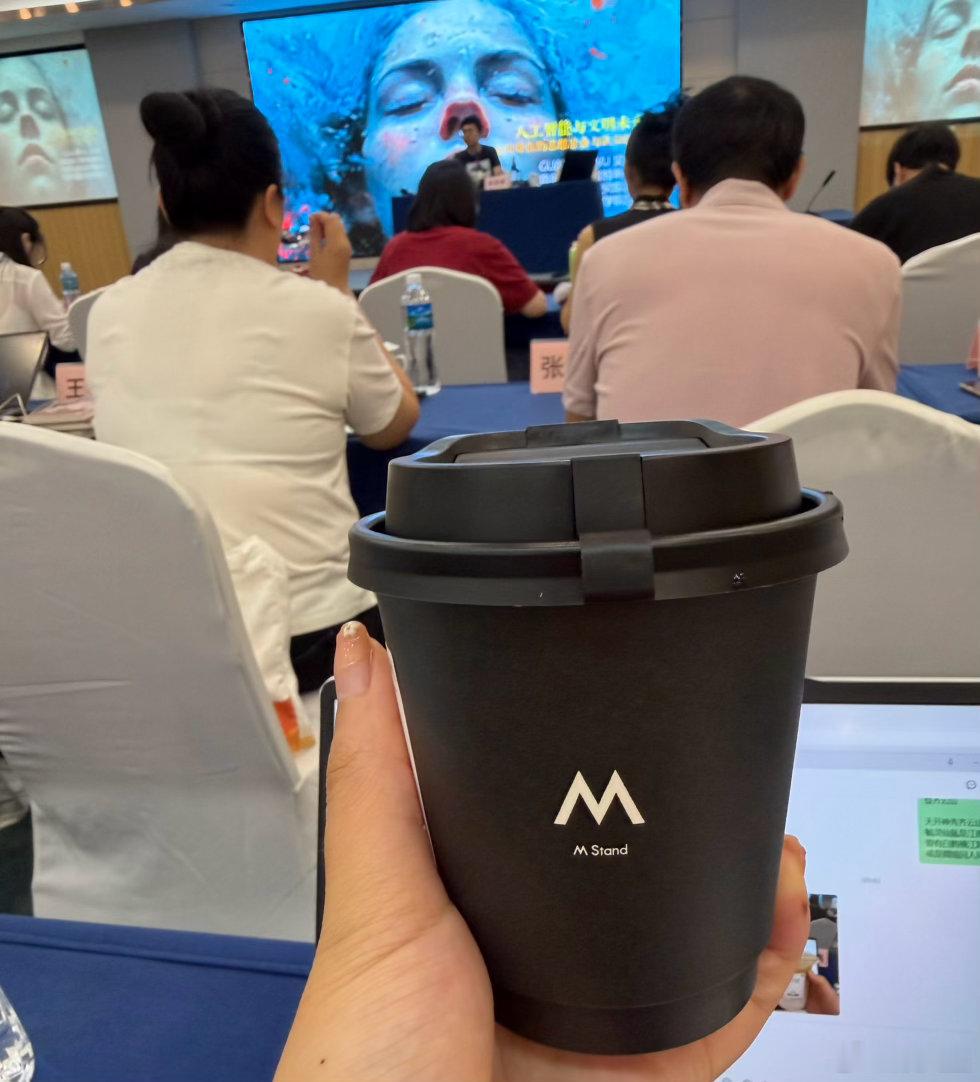 “在你不缺钱的时候你要存钱，在你健康的时候你要锻炼，在你不考试的时候你要学习，在