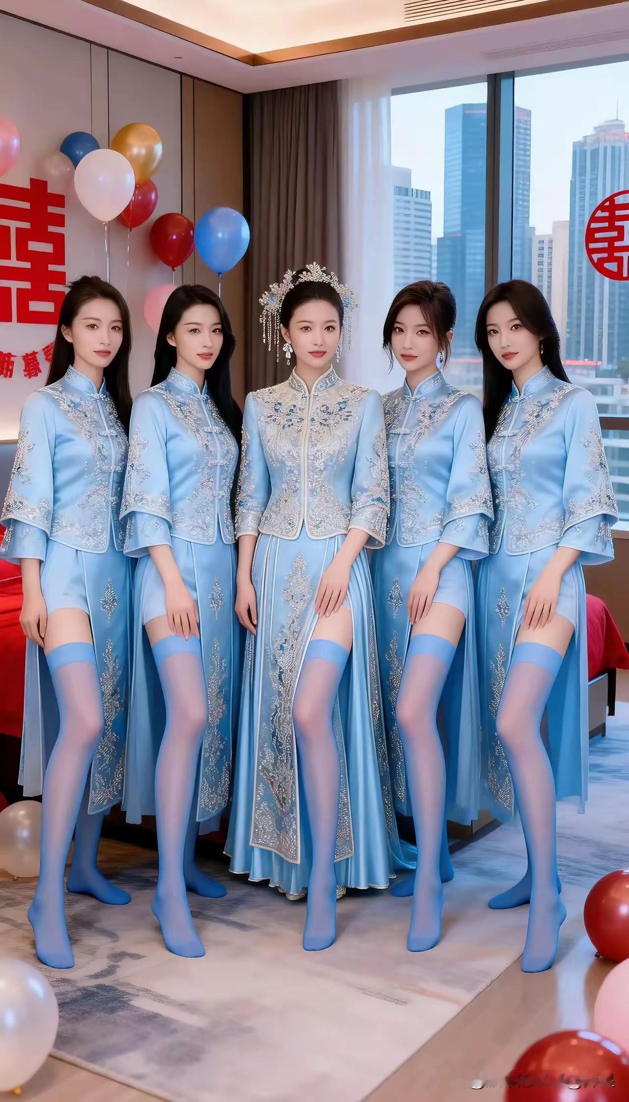 闺蜜团穿旗袍伴婚，喜庆氛围满满！🎉💃美丽不是妖，新娘哪儿去了？？
新娘闺蜜照