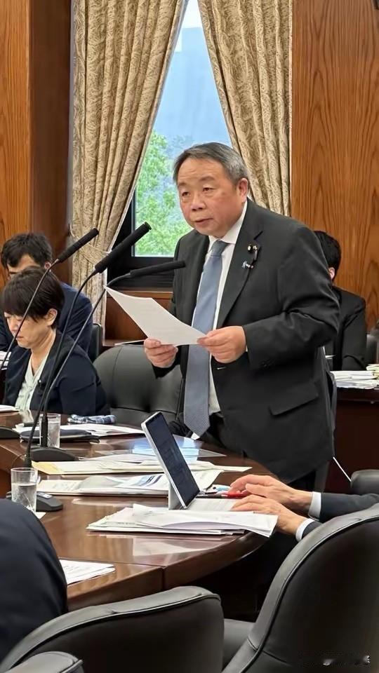 汉奸石平又出幺蛾子。

2026年6月25日，在日本参议院外交防卫委员会声称：日