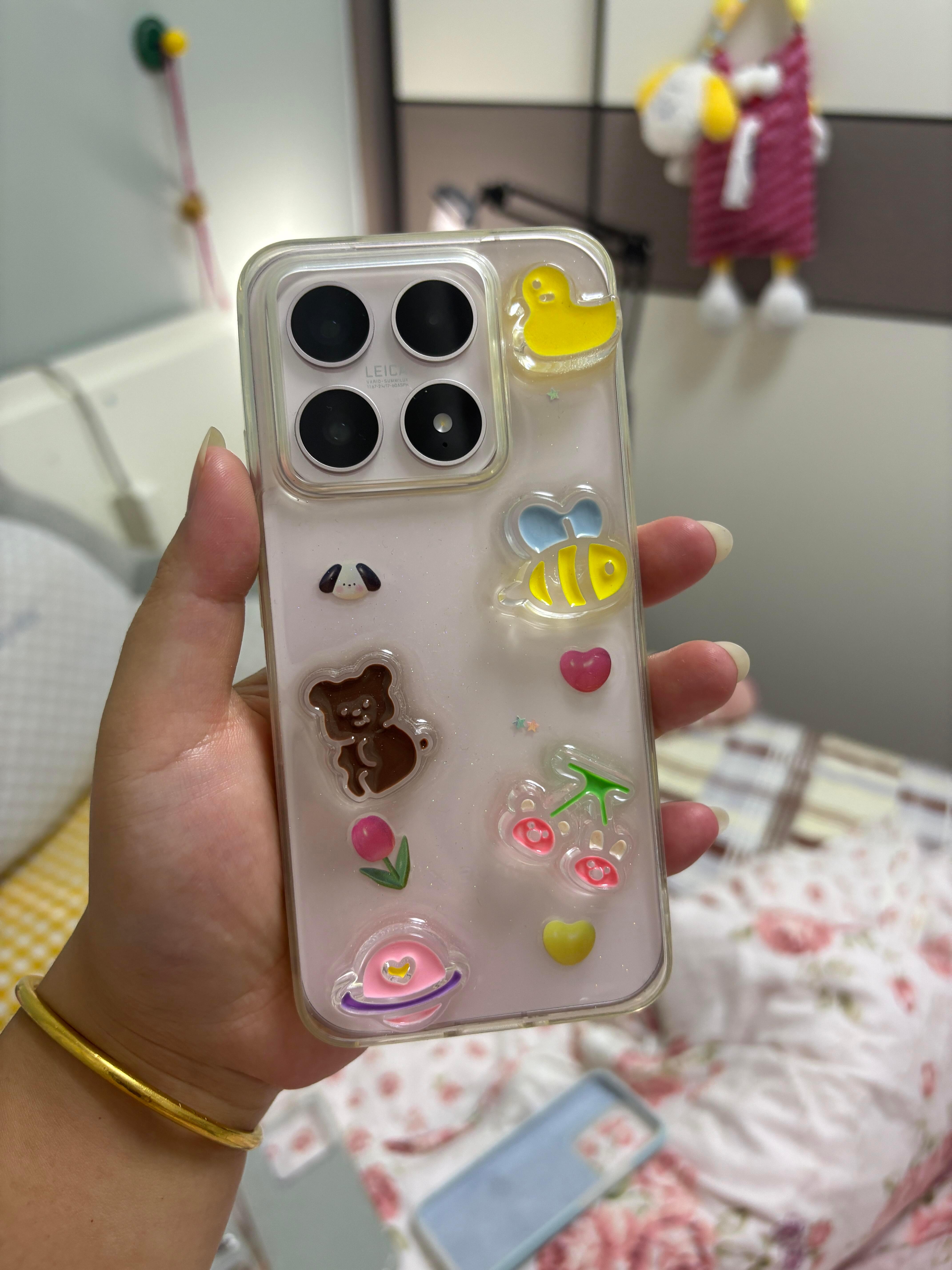 小米14的手机壳小米17也能用 