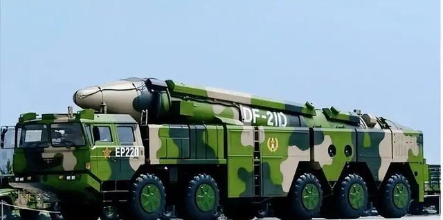 韩国一军事专家再次语出惊人！
 
他说，就算美国把所有力量都拉到亚太，就算十一艘