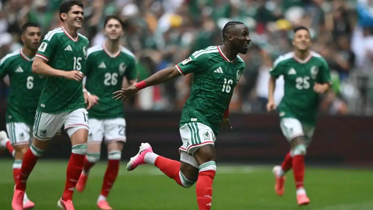 世界杯揭幕战火爆！墨西哥2-0南非，希门尼斯破门，3张红牌抢足戏
 
北京时间6