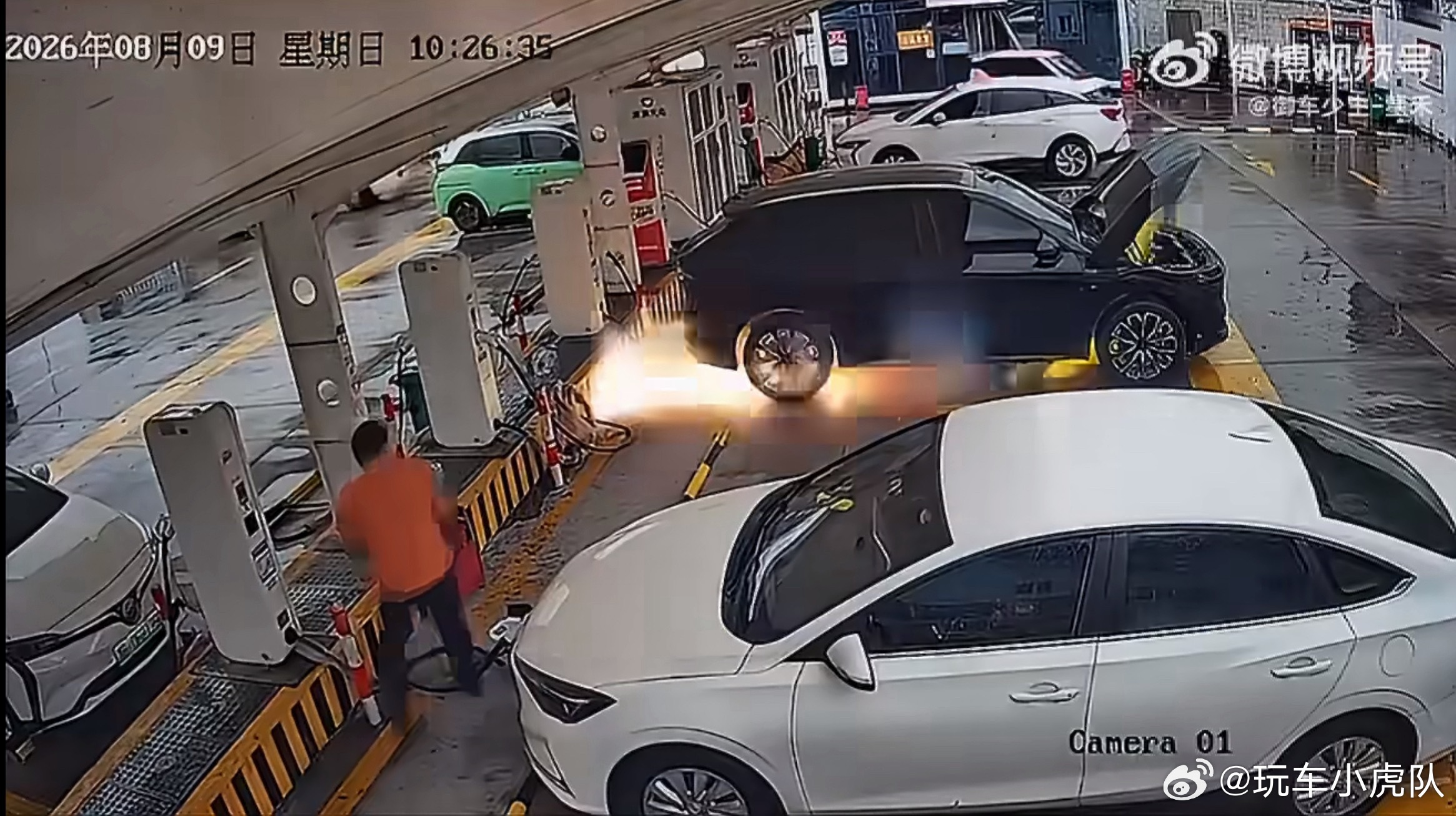 极氪7X充电起火还好，没有人员伤亡。这事是6月发生的，看视频里没有在充电状态。明