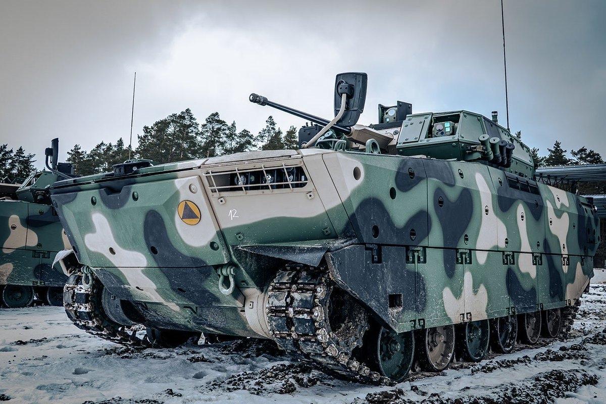 波兰第15吉日茨科机械化旅的步兵战车Borsuk（獾式步兵战车）在奥尔日什训练场