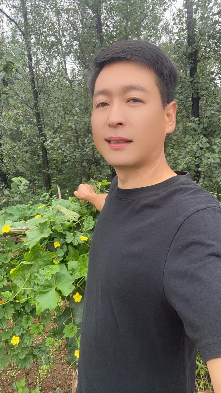 当你把孩子带大后，已步入中年的人生阶段，却发现自己处于一个艰难的境地...