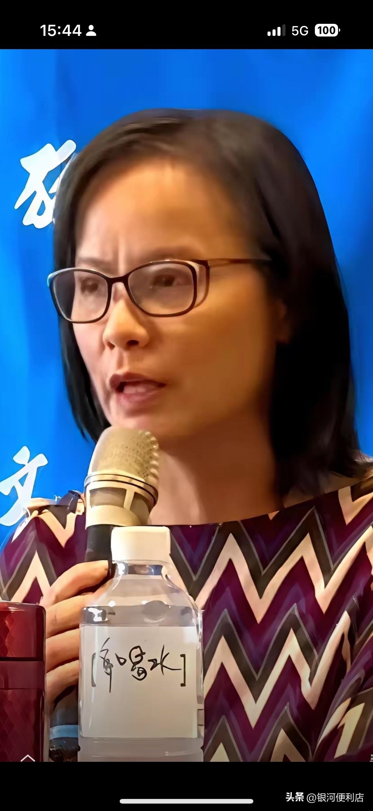 区桂芝老师一句话点醒梦中人：忘了“中国”，党魂何在？

“亡党又如何？”区桂芝老