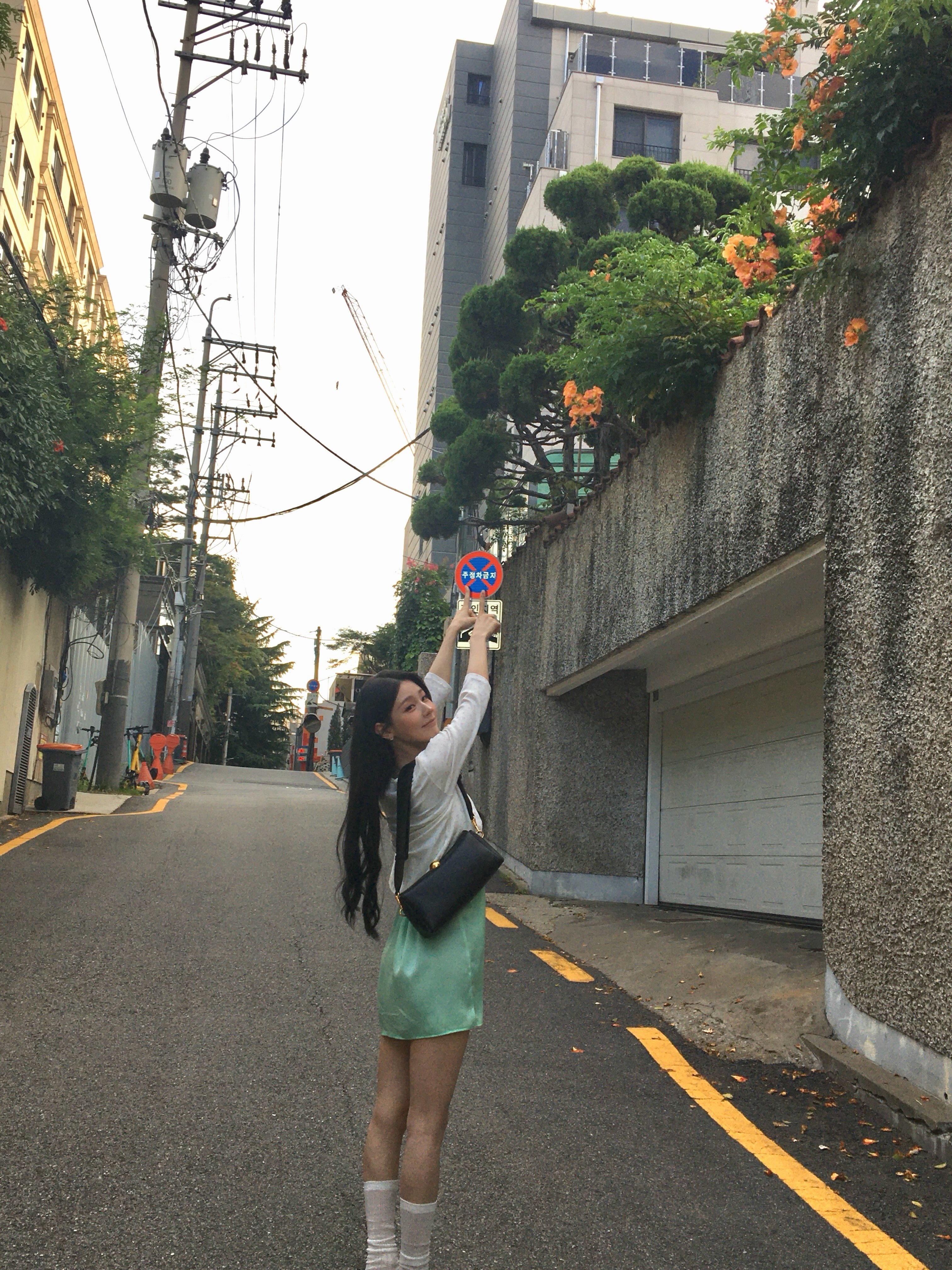 赵美延 今日机场穿搭 