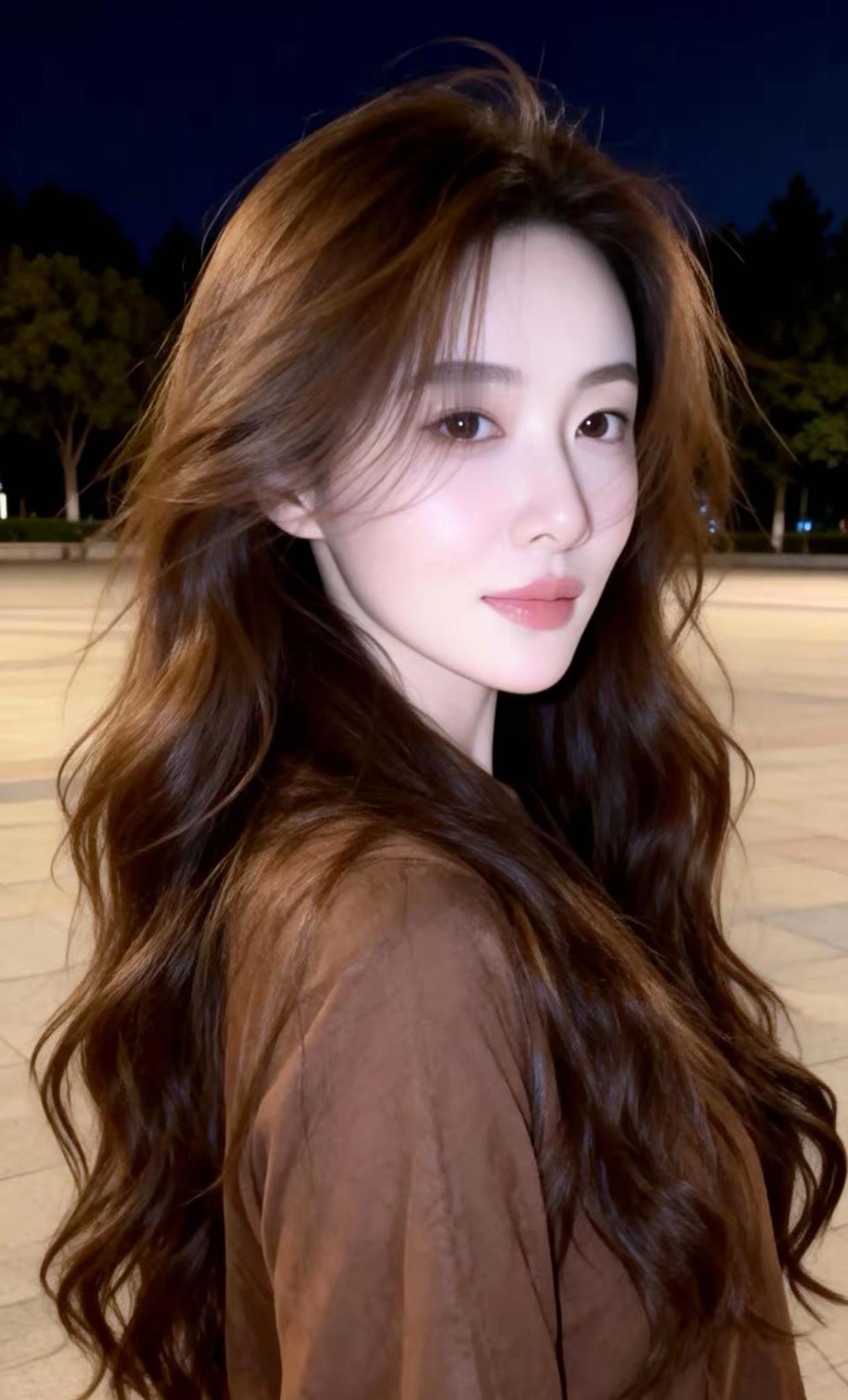 千淘万漉虽辛苦，吹尽狂沙始到金！