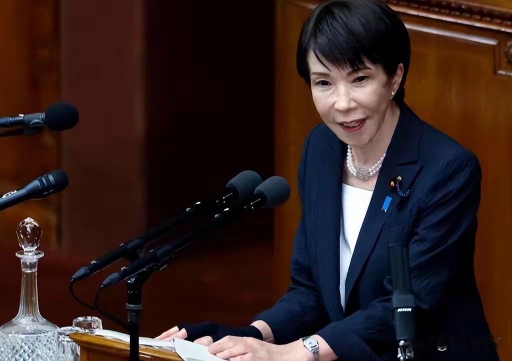 绷不住了？日本这下知道喊话中国了
5月26日，日本首相高市早苗举行记者会，在会上