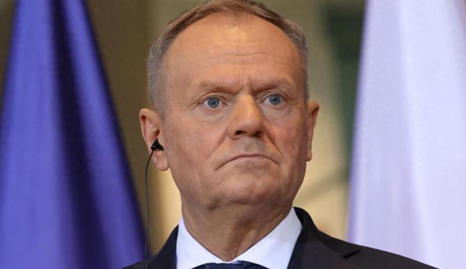 【美欧分歧加剧！欧盟冻结俄 3000 亿资产，美国反对没收阻援乌】波兰总理唐纳德