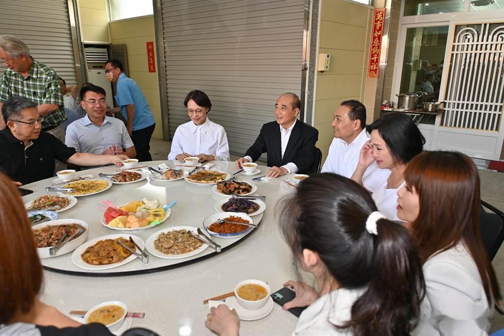 国民党2024“大选”候选人侯友宜在拜会马英九之后，连续2天走访高雄屏东拜会地方