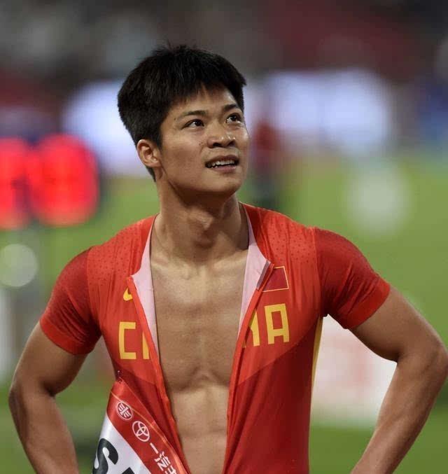 中国短跑很难再出一个苏炳添！
有成绩、有颜值、有思想、有学历
�没花边、没绯闻、