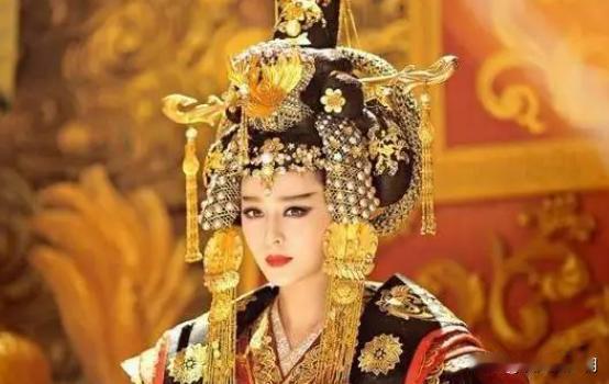 历史上唯一的女皇帝为什么不敢在墓碑上刻字？
在中国封建社会的漫长历史中，武则天以