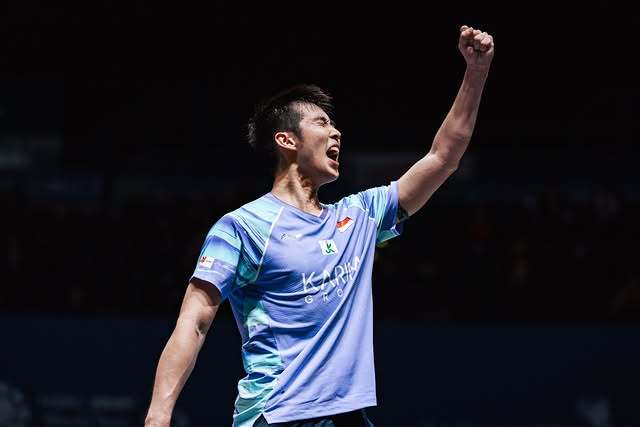 骆建佑🇸🇬 21-18、16-21、21-15 🇮🇳普兰诺伊下轮对手：小