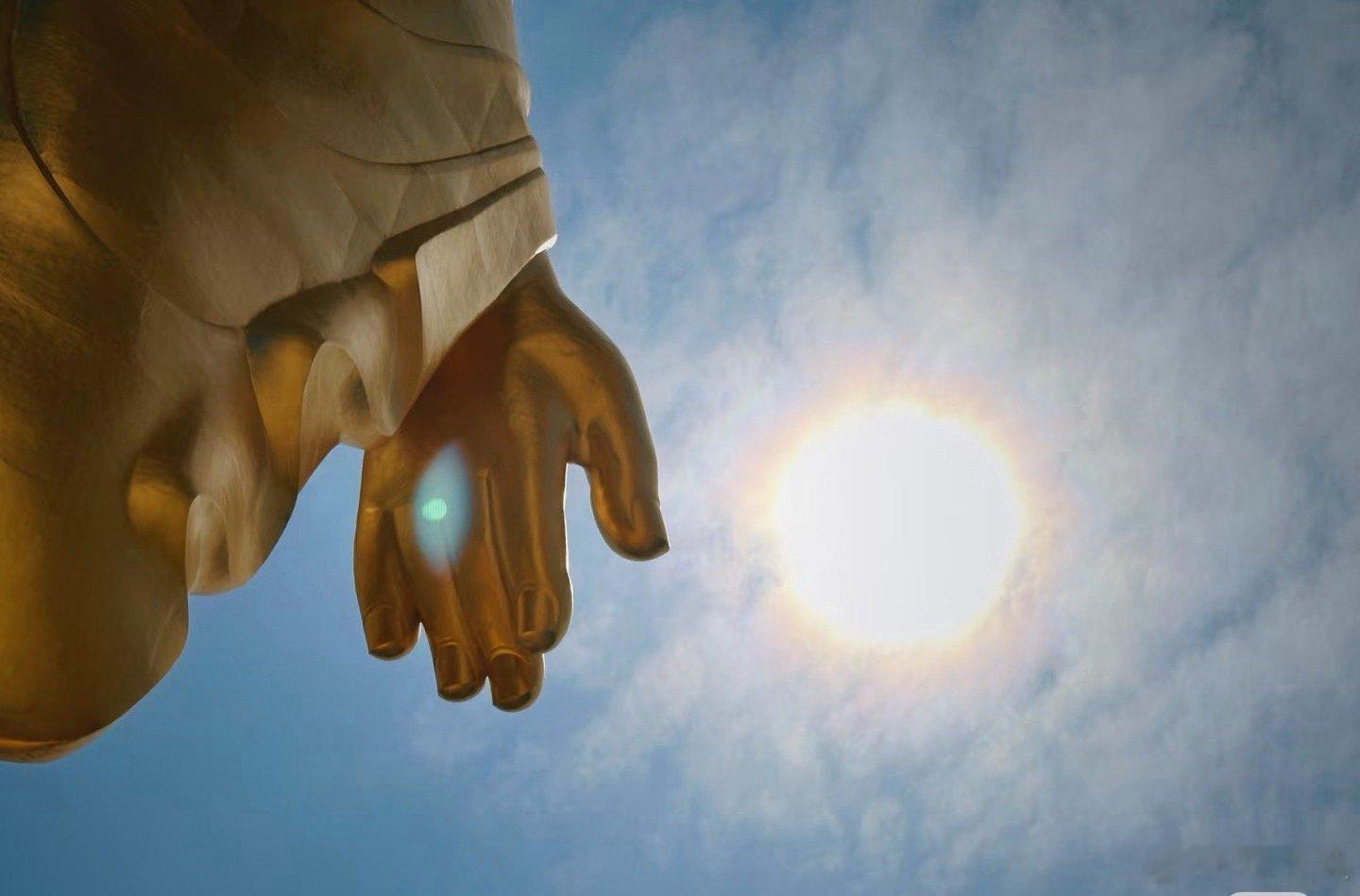 今日尾盘主力资金净流出TOP10股票分析1. 紫金矿业（有色金属）：净流出22.