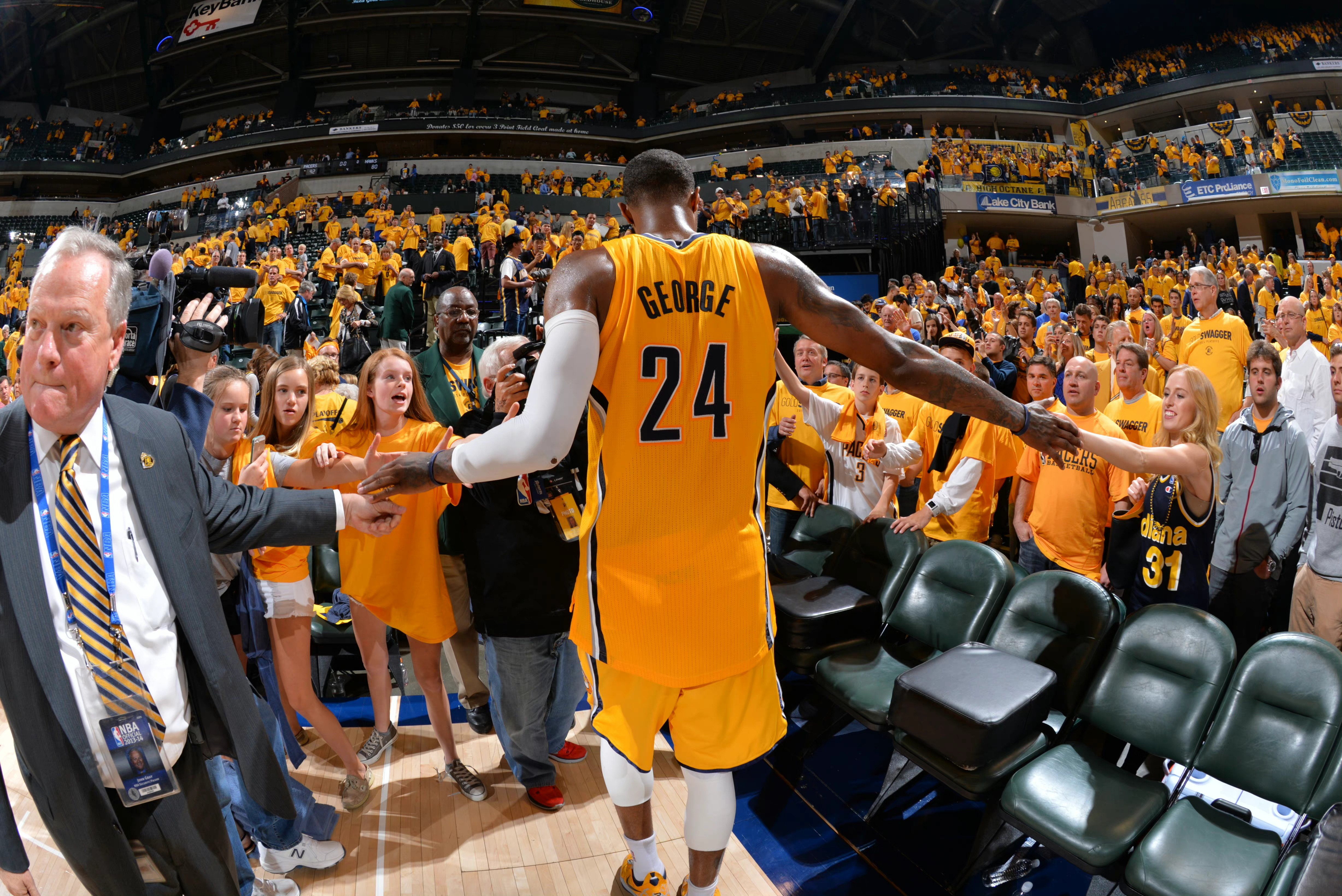 跌倒不是终点，归来才是传奇。晚安,保罗乔治