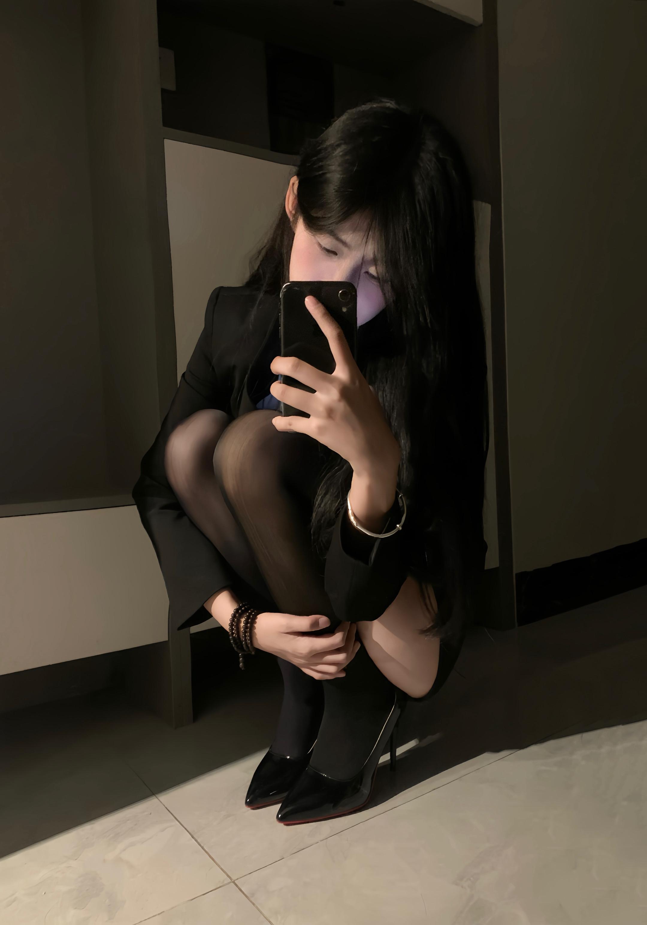 你说的话好伤人 但是没关系 我们不会再见了