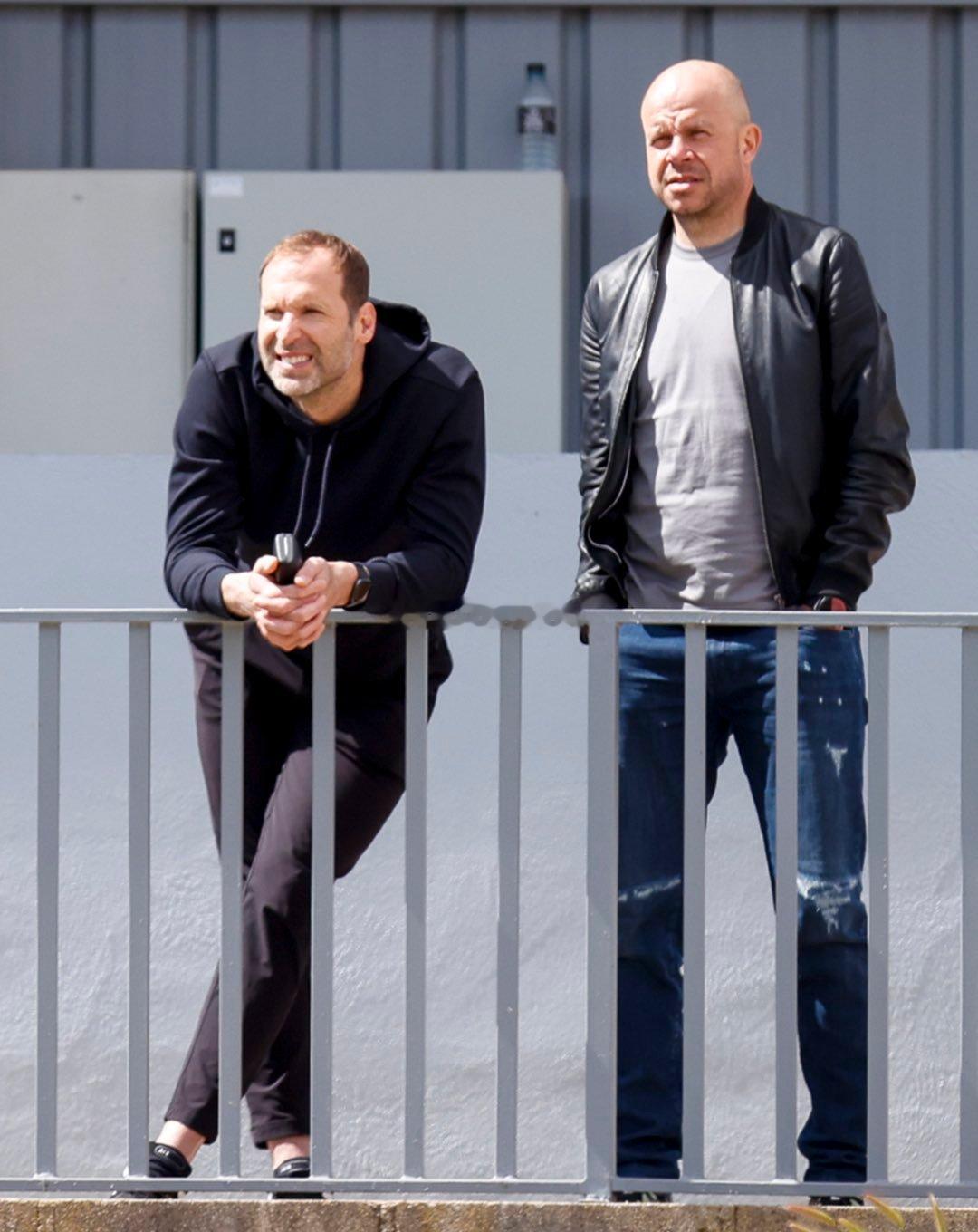 切赫今天参观了马竞的训练 ​​​